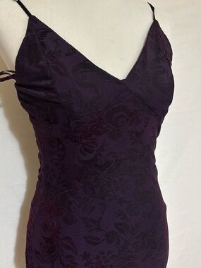 Women’s purple privy dress size medium